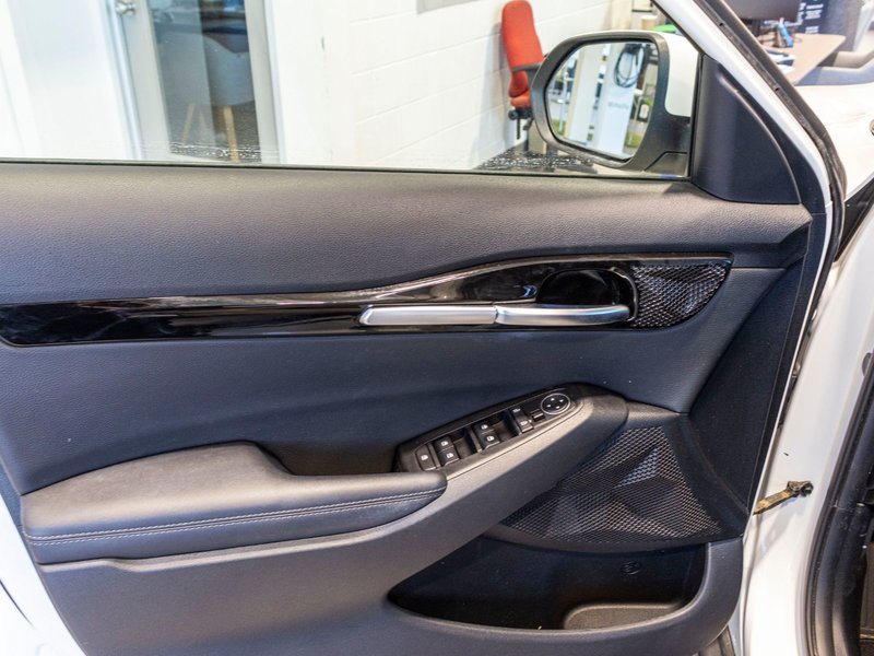 Kia Seltos EX AWD BLANC CUIR TOIT BAS KILO 2022 1 PROPRIO PAS DE RECLAMATION AU CARFAX