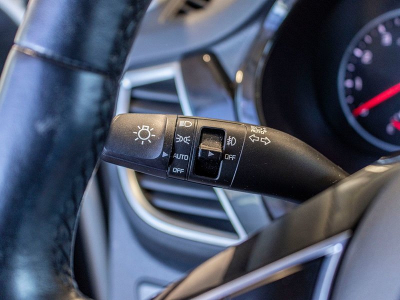 Kia Seltos EX AWD BLANC CUIR TOIT BAS KILO 2022 1 PROPRIO PAS DE RECLAMATION AU CARFAX