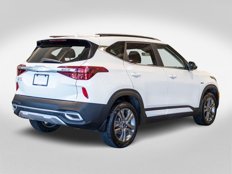 Kia Seltos EX AWD BLANC CUIR TOIT BAS KILO 2022 1 PROPRIO PAS DE RECLAMATION AU CARFAX