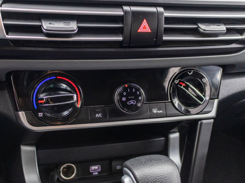 Kia Seltos LX AWD AUTOM GRIS 2022 1 PROPRIO PAS DE RECLAMATION AU CARFAX