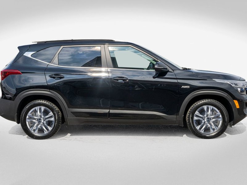 Kia Seltos EX AWD CUIR TOIT BAS KILO 2023 1 PROPRIO PAS DE RECLAMATION AU CARFAX