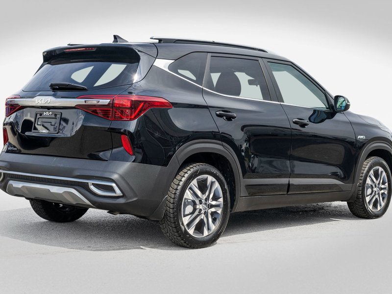 Kia Seltos EX AWD CUIR TOIT BAS KILO 2023 1 PROPRIO PAS DE RECLAMATION AU CARFAX