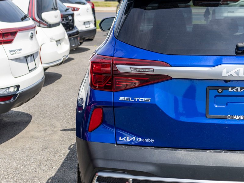 2023 Kia Seltos SX TURBO BLEU CUIR TOIT NAV 1 OWNER NO CARFAX CLAIM