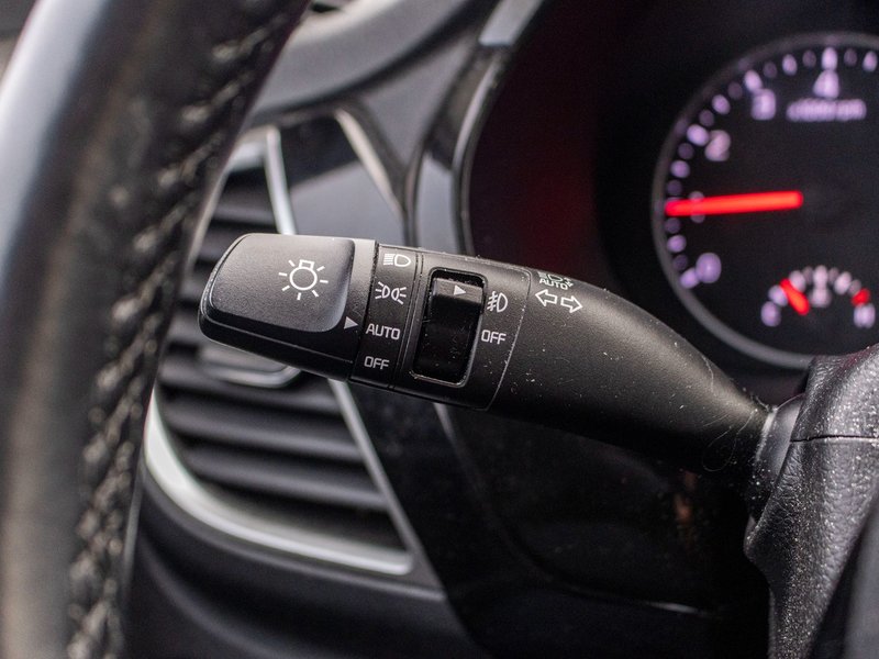 Kia Seltos EX AWD CUIR TOIT 2023 1 PROPRIO PAS DE RECLAMATION AU CARFAX