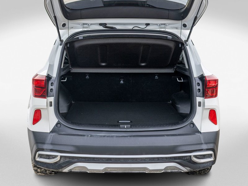 Kia Seltos EX PREMIUM AWD BLANC CUIR TOIT 2023 1 PROPRIO