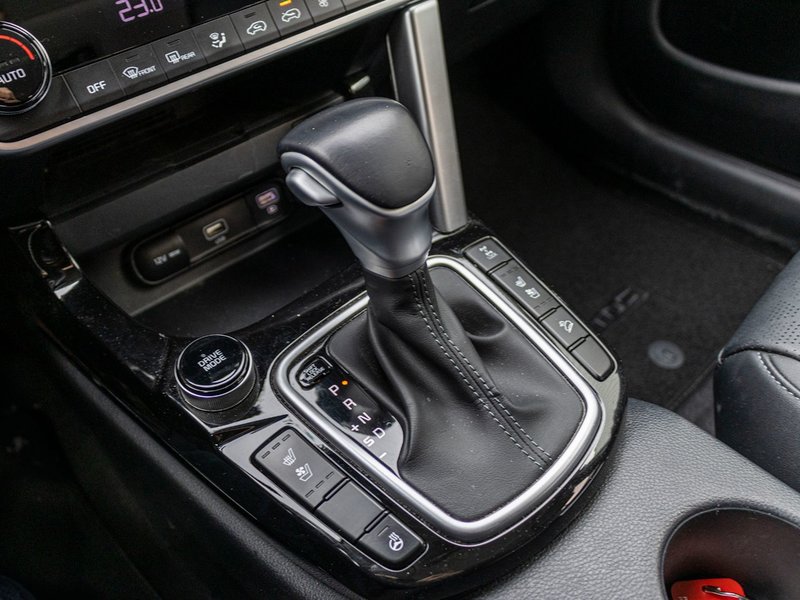 Kia Seltos EX PREMIUM AWD BLANC CUIR TOIT 2023 1 PROPRIO