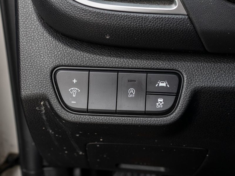 Kia Seltos EX PREMIUM AWD BLANC CUIR TOIT 2023 1 PROPRIO