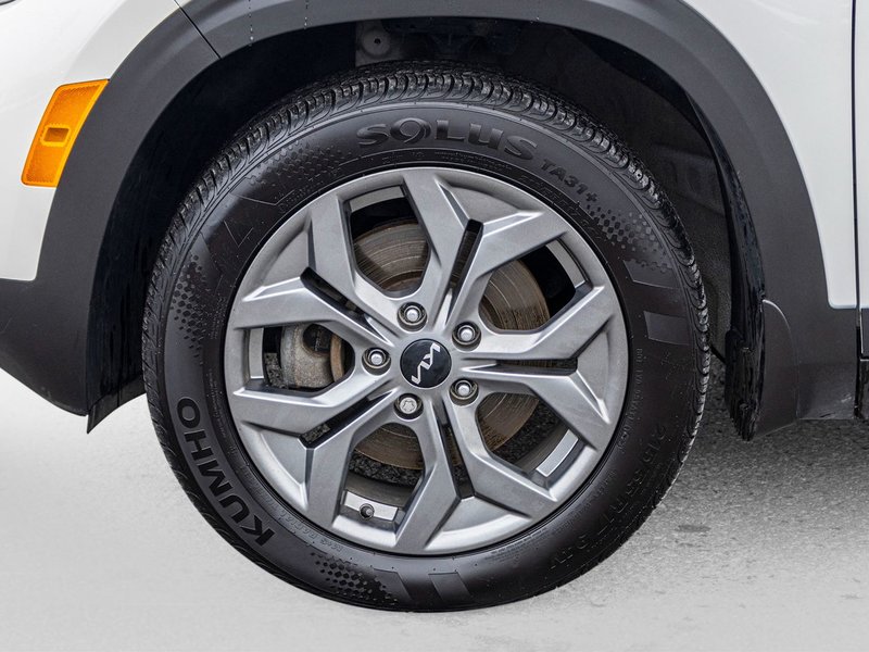 Kia Seltos LX AWD BLANC BAS KILO 2024 1 PROPRIO PAS DE RECLAMATION AU CARFAX