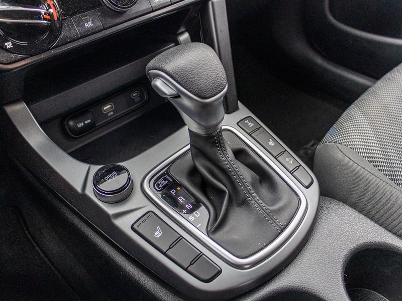 Kia Seltos LX AWD BLANC BAS KILO 2024 1 PROPRIO PAS DE RECLAMATION AU CARFAX