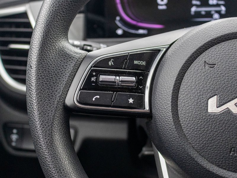 Kia Seltos LX AWD BLANC BAS KILO 2024 1 PROPRIO PAS DE RECLAMATION AU CARFAX