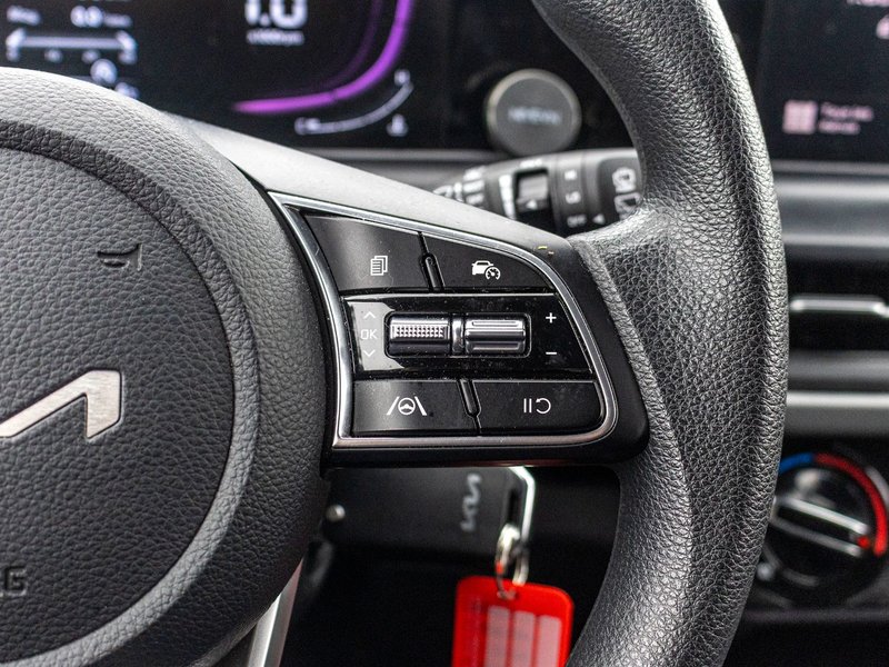 Kia Seltos LX AWD BLANC BAS KILO 2024 1 PROPRIO PAS DE RECLAMATION AU CARFAX