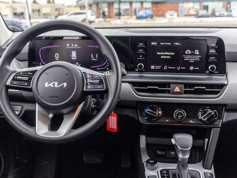 Kia Seltos LX AWD BLANC BAS KILO 2024 1 PROPRIO PAS DE RECLAMATION AU CARFAX