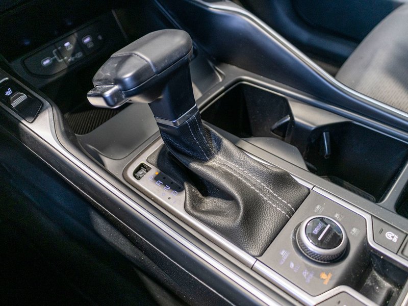 Kia SORENTO EX 2.5T AWD (PREM PAINT) EX AWD BLANC CUIR NOIR 977KM WOW 2025 EN INVENTAIRE