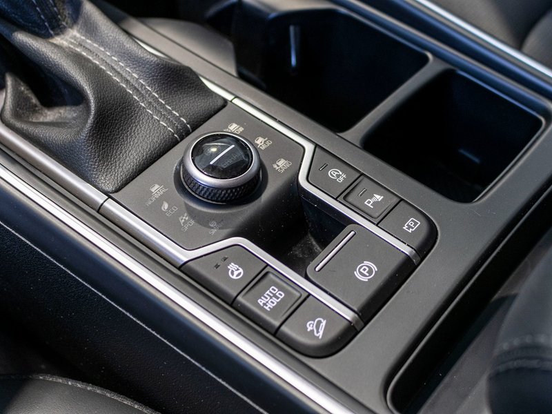 Kia SORENTO EX 2.5T AWD (PREM PAINT) EX AWD BLANC CUIR NOIR 977KM WOW 2025 EN INVENTAIRE