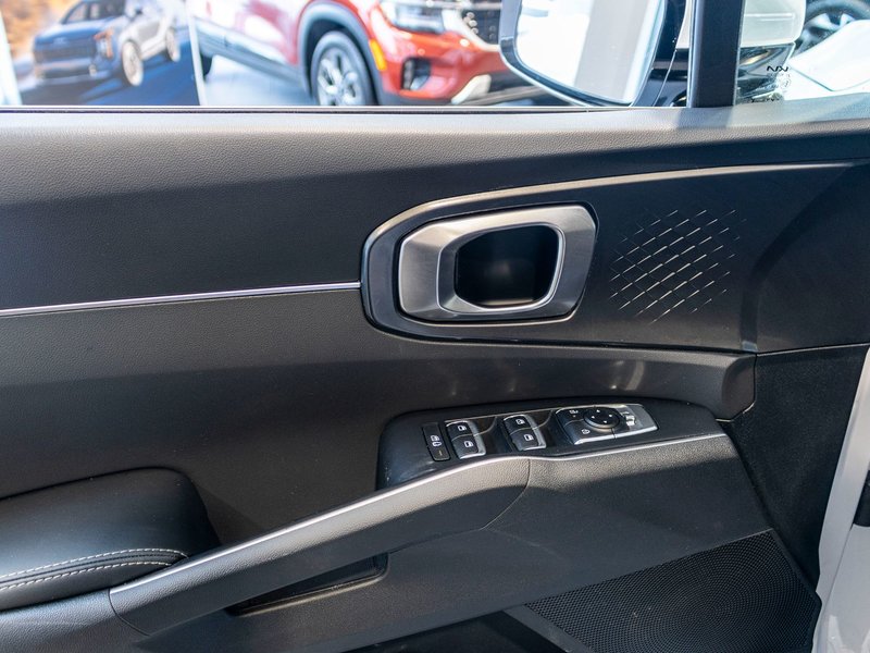 Kia SORENTO EX 2.5T AWD (PREM PAINT) EX AWD BLANC CUIR NOIR 977KM WOW 2025 EN INVENTAIRE