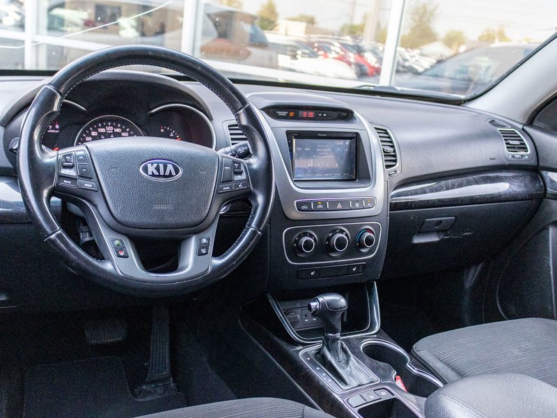 2014 Kia Sorento LX V6 AWD NOIR NO CARFAX CLAIM