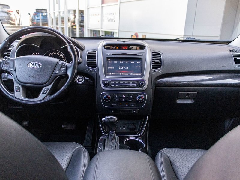 Kia Sorento SX V6 AWD CUIR TOIT NAVI 2015 7 PASSAGERS