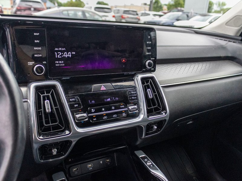2023 Kia Sorento SX AWD 6 PASSAGERS NEW WINDSHIELD