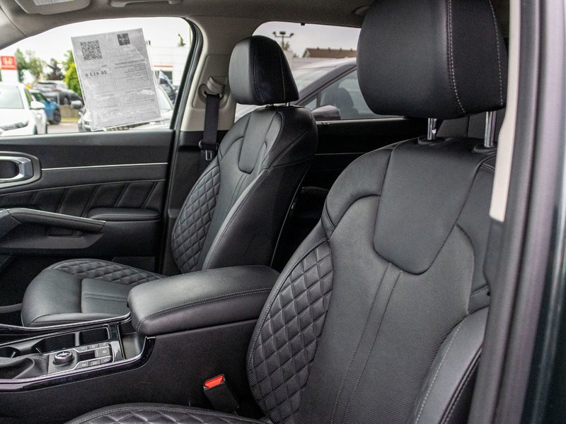 2023 Kia Sorento SX AWD 6 PASSAGERS NEW WINDSHIELD