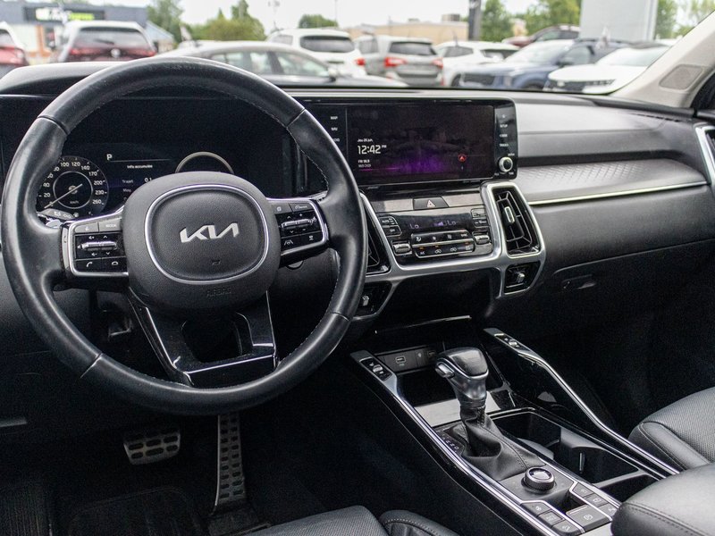 2023 Kia Sorento SX AWD 6 PASSAGERS NEW WINDSHIELD