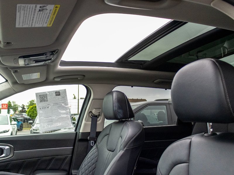 2023 Kia Sorento SX AWD 6 PASSAGERS NEW WINDSHIELD