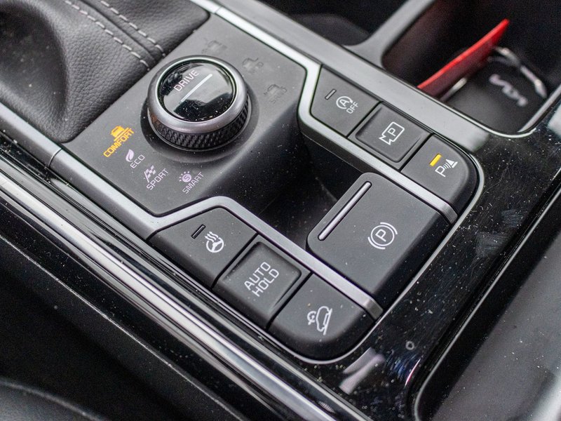 Kia Sorento SX AWD 6 PASS CUIR TOIT NAV 2023 1 PROPRIO PAS DE RECLAMATION AU CARFAX