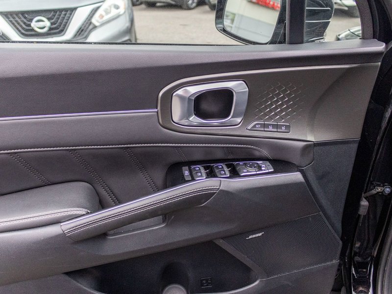 Kia Sorento SX AWD 6 PASS CUIR TOIT NAV 2023 1 PROPRIO PAS DE RECLAMATION AU CARFAX