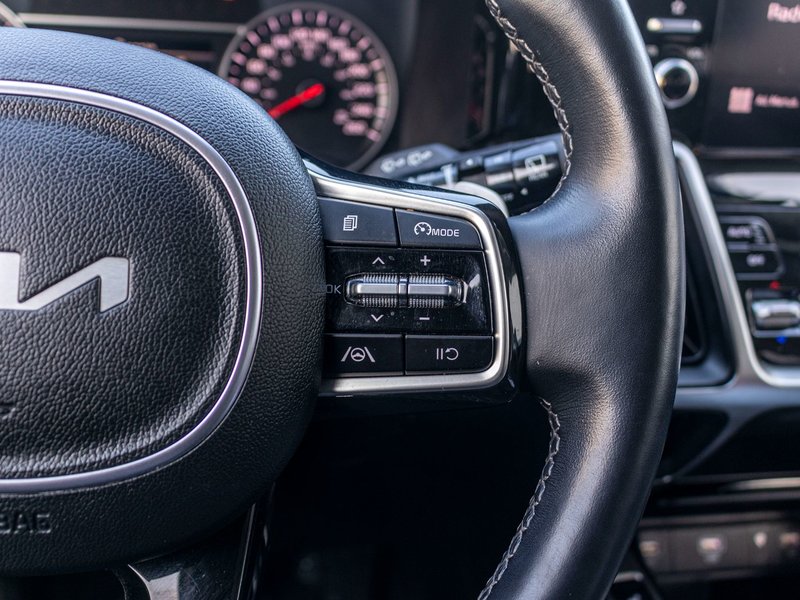 Kia Sorento X-LINE AWD NOIR BAS KILO 2023 1 PROPRIO PAS DE RECLAMATION AU CARFAX