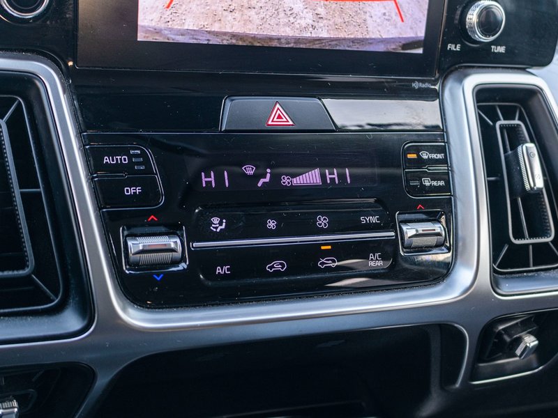 Kia Sorento X-LINE AWD NOIR BAS KILO 2023 1 PROPRIO PAS DE RECLAMATION AU CARFAX