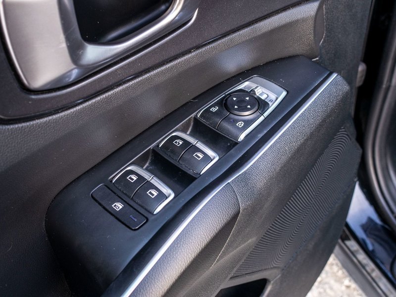 Kia Sorento X-LINE AWD NOIR BAS KILO 2023 1 PROPRIO PAS DE RECLAMATION AU CARFAX