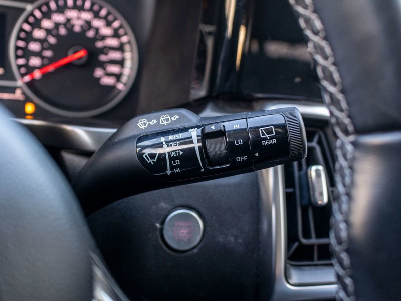 Kia Sorento X-LINE AWD NOIR BAS KILO 2023 1 PROPRIO PAS DE RECLAMATION AU CARFAX