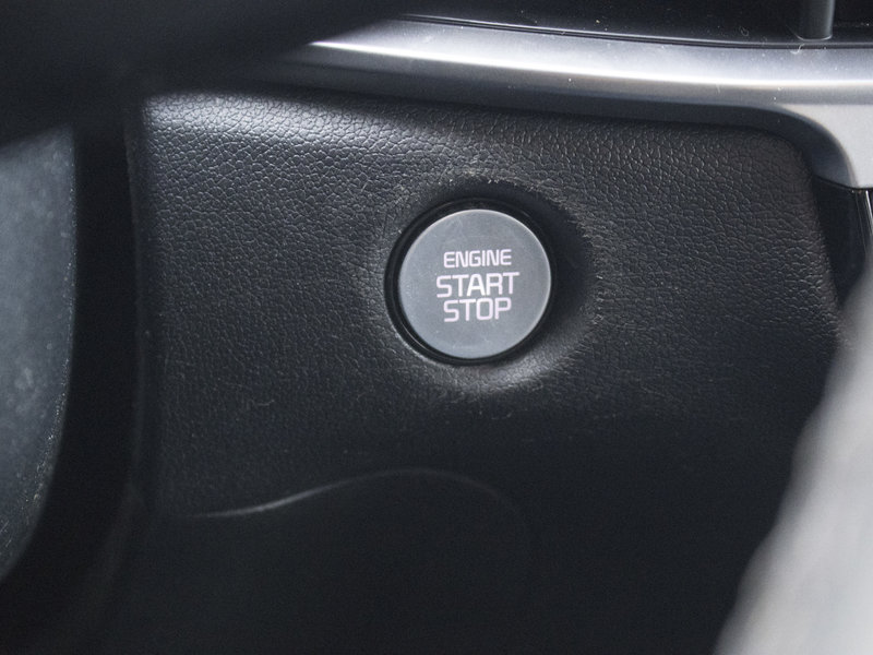 Kia SORENTO EX 2.5T AWD (PREM PAINT) EX AWD CUIR NOIR SUR NOIR 2024 1 PROPRIO PAS DE RECLAMATION AU CARFAX