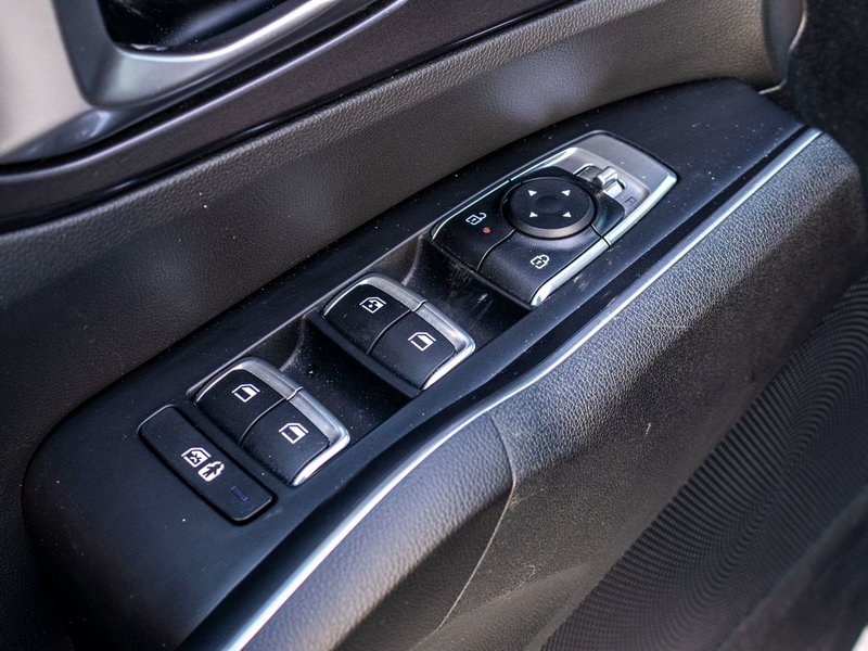 Kia Sorento EX AWD NOIR CUIR 36470KM 2024 PAS DE RECLAMATION AU CARFAX