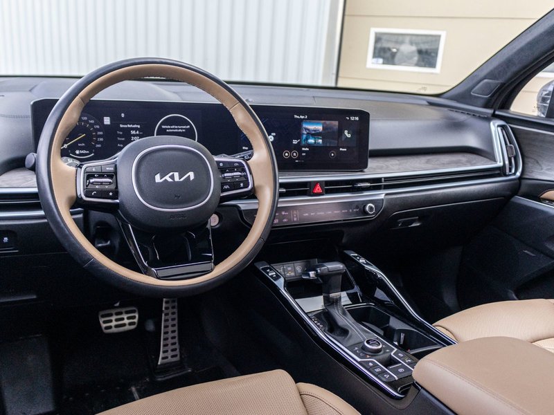 Kia Sorento X-PRO RARE AWD NOIR CUIR BRUN WOW 2024 PAS DE RECLAMATION AU CARFAX