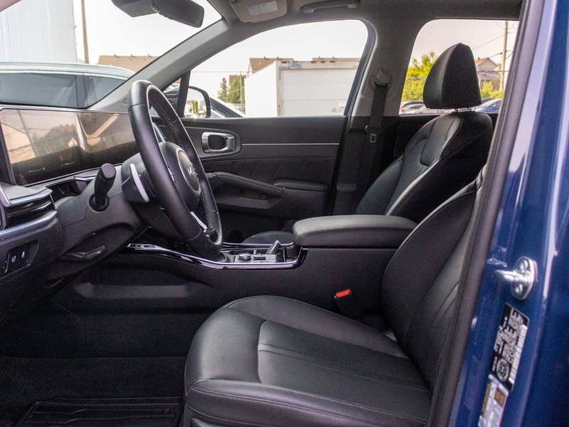 2025 Kia Sorento X-LINE CUIR TOIT AWD COMME NEUF 1 OWNER NO CARFAX CLAIM