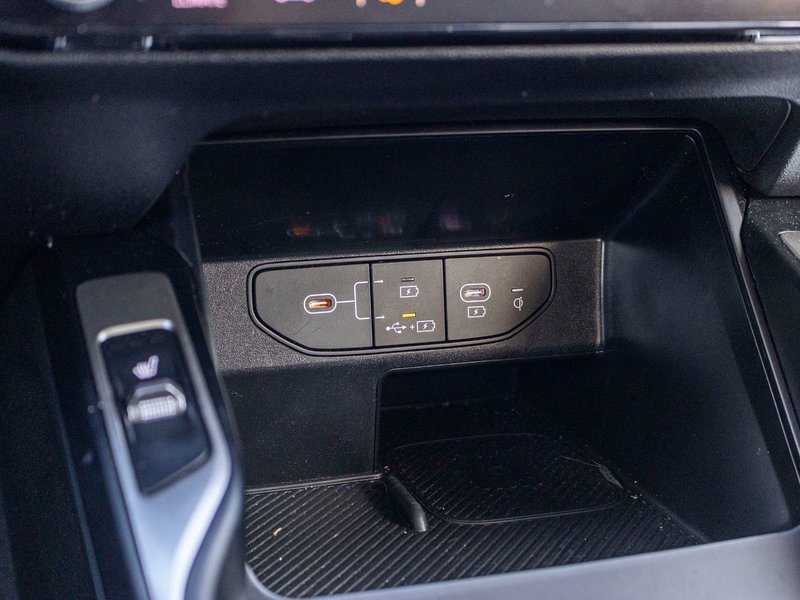 Kia Sorento EX AWD GRIS LOUP CUIR NOIR BAS KILO 2025 PAS DE RECLAMATION AU CARFAX