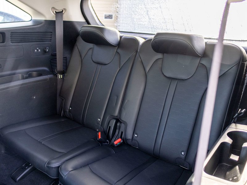 Kia Sorento EX AWD GRIS LOUP CUIR NOIR BAS KILO 2025 PAS DE RECLAMATION AU CARFAX
