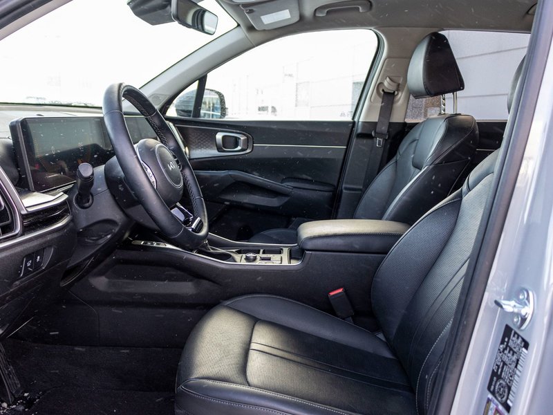 Kia Sorento EX AWD GRIS LOUP CUIR NOIR BAS KILO 2025 PAS DE RECLAMATION AU CARFAX