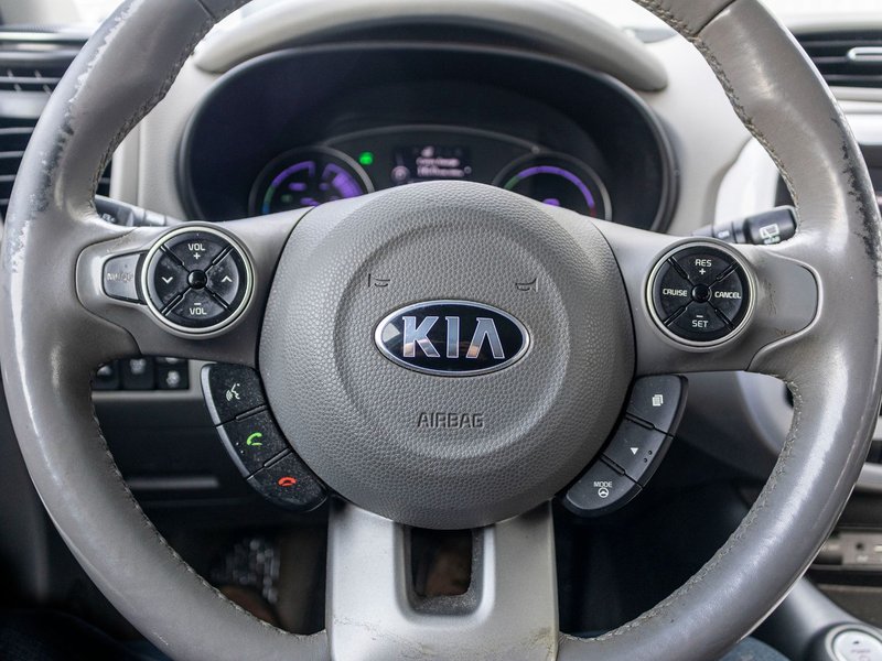 2017 Kia Soul EV LUXURY AUTOM NOIR NO CARFAX CLAIM