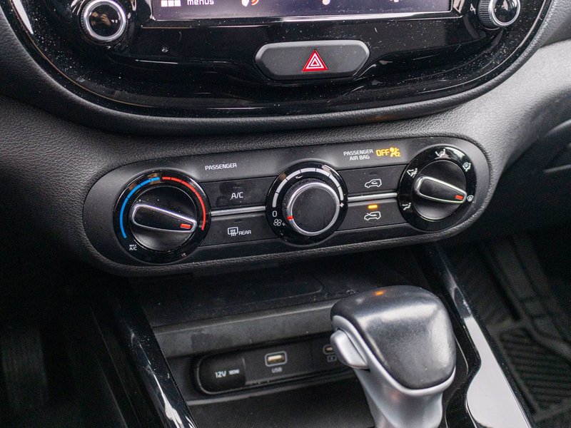 2023 Kia SOUL 2.0L EX IVT (PREMIUM PAINT) EX AUTOM A/C CAMERA BAS KILO 1 OWNER NO CARFAX CLAIM