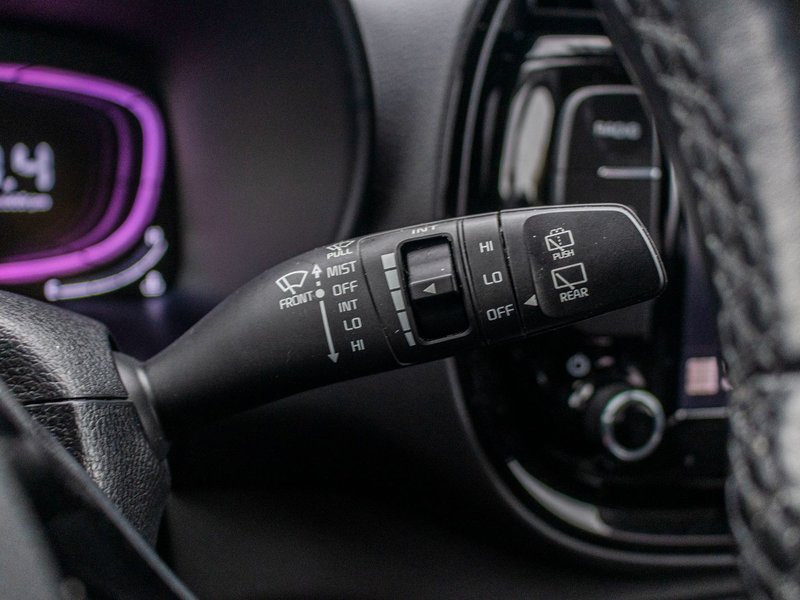 2023 Kia SOUL 2.0L EX IVT (PREMIUM PAINT) EX AUTOM A/C CAMERA BAS KILO 1 OWNER NO CARFAX CLAIM