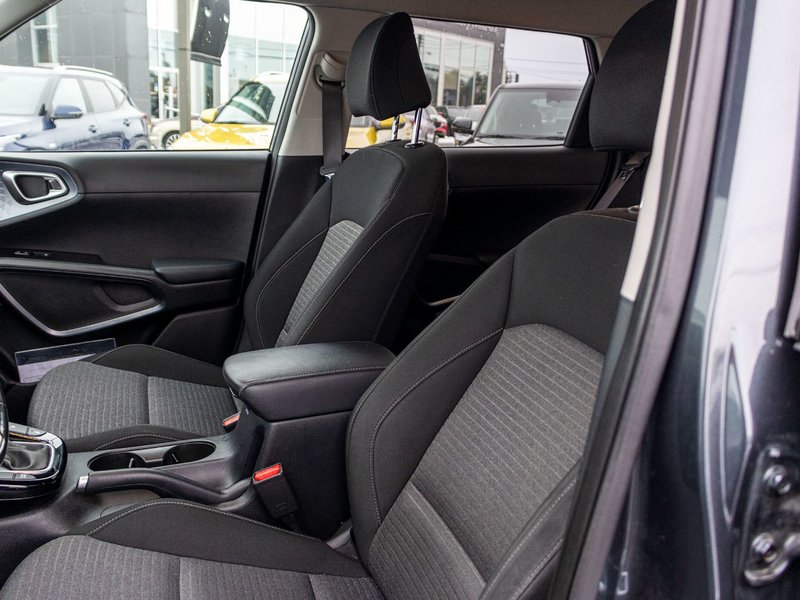 2023 Kia SOUL 2.0L EX IVT (PREMIUM PAINT) EX AUTOM A/C CAMERA BAS KILO 1 OWNER NO CARFAX CLAIM