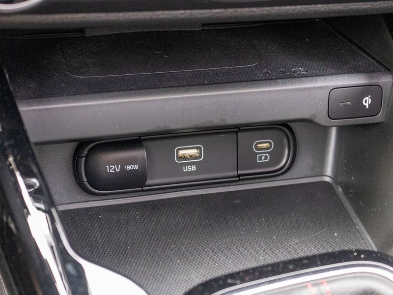 Kia Soul GT-LINE LIMITED CUIR TOIT NAVI 16950KM 2024 1 PROPRIO PAS DE RECLAMTION AU CARFAX