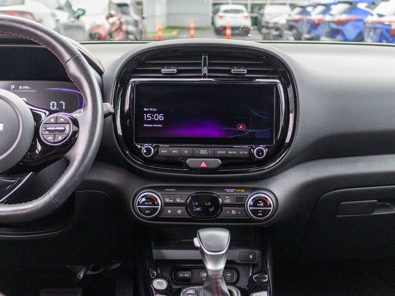 Kia Soul GT-LINE LIMITED CUIR TOIT NAVI 16950KM 2024 1 PROPRIO PAS DE RECLAMTION AU CARFAX
