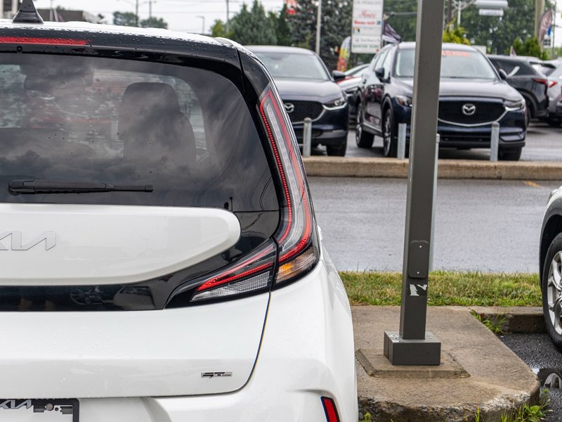 Kia Soul GT-LINE LIMITED CUIR TOIT NAVI 16950KM 2024 1 PROPRIO PAS DE RECLAMTION AU CARFAX