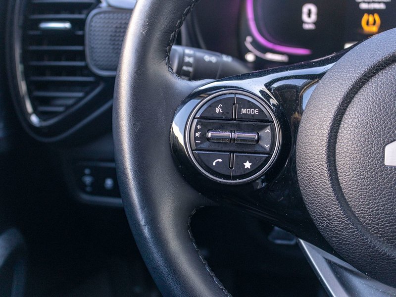 2024 Kia Soul EX AUTOM BLEUE 6857KM WOW RARE 1 OWNER NO CARAFX CLAIM