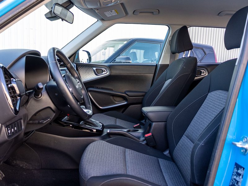 2024 Kia Soul EX AUTOM BLEUE 6857KM WOW RARE 1 OWNER NO CARAFX CLAIM