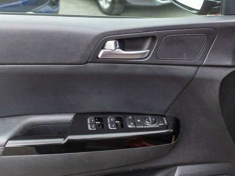 Kia Sportage SX TURBO CUIR TOIT NAV 2017 PAS DE RECLAMATION AU CARFAX