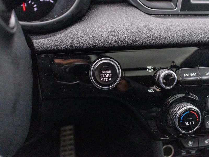 Kia Sportage SX TURBO CUIR TOIT NAV 2017 PAS DE RECLAMATION AU CARFAX