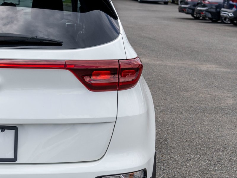 Kia Sportage LX BLANC 68856KM SEULEMENT 2021 1 PROPRIO
